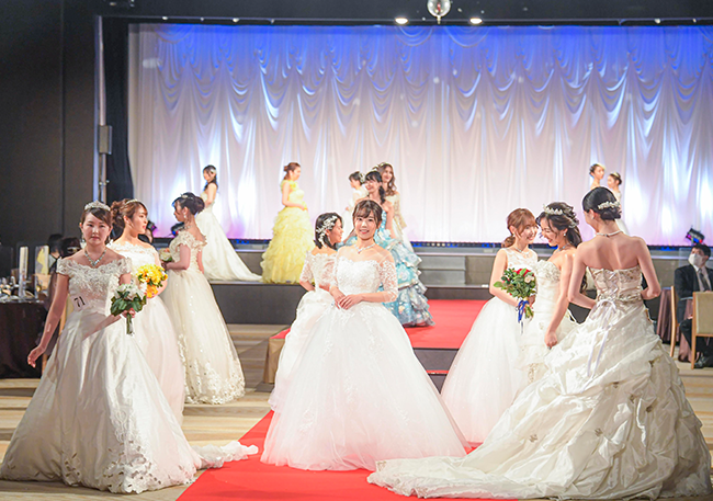 １　ブライダルモデルレッスン