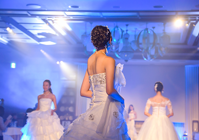 １　ブライダルモデルレッスン